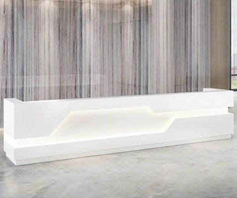 Mobiliário de escritório moderno sob medida novo design mesa de pé led recepção branca balcão