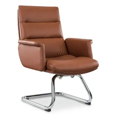 Cadeira de escritório ergonômica Roda de cromo flexível conveniente de couro Pu giratório Chefe gerente pessoal Cadeira giratória moderna