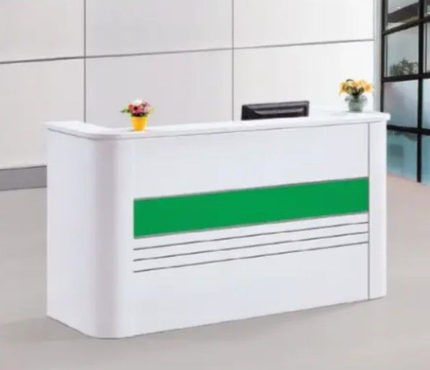 Mesa de recepção minimalista moderna personalizável para escritório e hotel para edifício de escritório Mobiliário de recepção